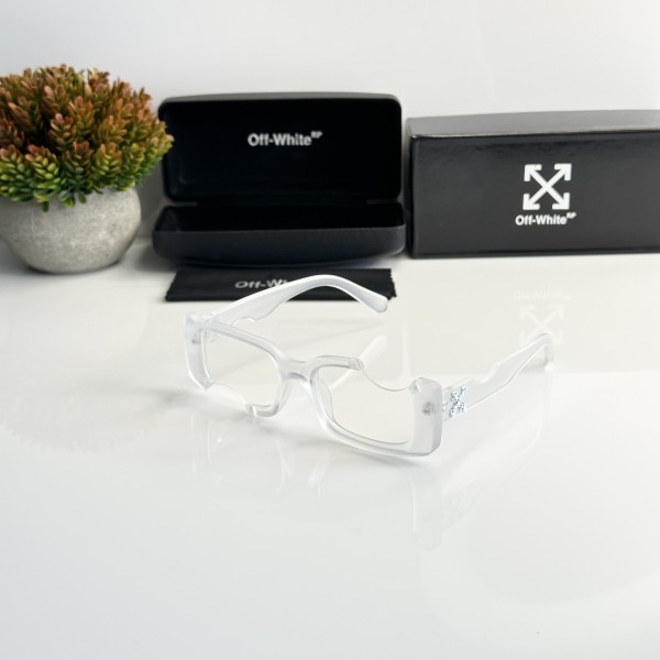 Off_White_88835_ice_day