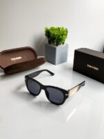 Tomford 7008_70