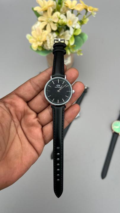 6888aec2138950 D W Ladies - Image 1