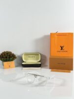 Louis_Vuitton_1502_Ice_Day - Image 2