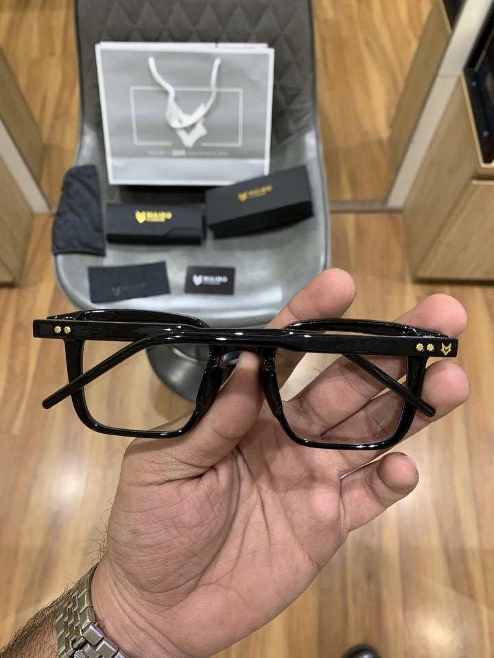 6926b1a7a988e3 Mairo 107 black plano - Image 1