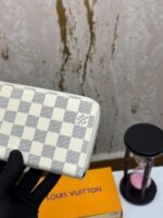 LOUIS_VUITTON ZIP WALLET S15 NOTE- SLIGHTLY DAMAGE (WHITE CHECKS) - Image 6