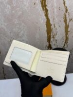 LOUIS_VUITTON WHITE PREMIUM WALLET WITH OG BOX MODEL NO -26 - Image 4
