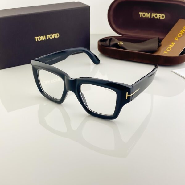 Tomford black frem 184