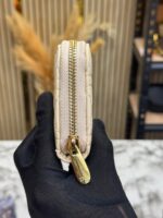 DIO_R CANNAGE QUILTED ZIPPER WALLET INCLUDES BOX AND DUST BAG (DXD001-BEIGE) - Image 3