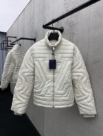 LOUIS.VUITTON.100%IMP.EMBOSSED.PUFFER.JACKET.MR250.