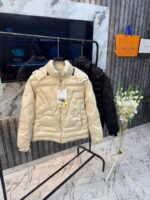 LOUIS.VUITTON.100%IMP.EMBOSSED.PUFFER.JACKET.MR250. - Image 2