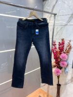 Emporio Arman i Blue Shade Imported Lycra Straight Fit Ankle Lenght Denim With Metal Logo 3345
