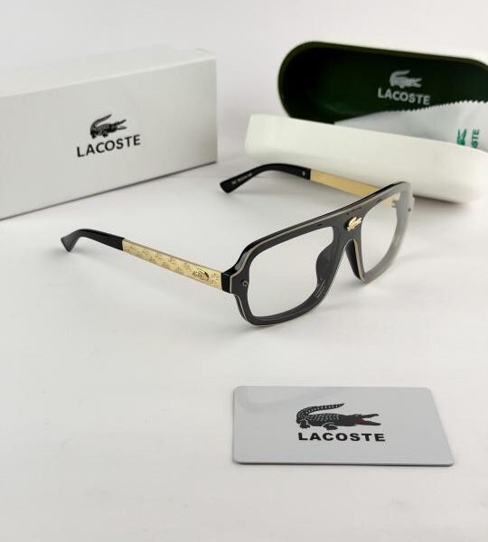 Lacoste_gold_plano_791