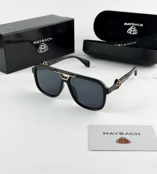 Maybach gold black 8402