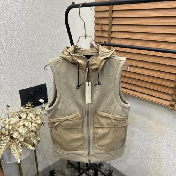 Essential_s Imported Exclusive Zipper Half Hoodie