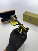 Burberr.y 69019 yellow - Image 4