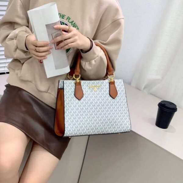 Michael_Kors_Marilyn_Stachel_Bag_With_DustBag_Slingbelt