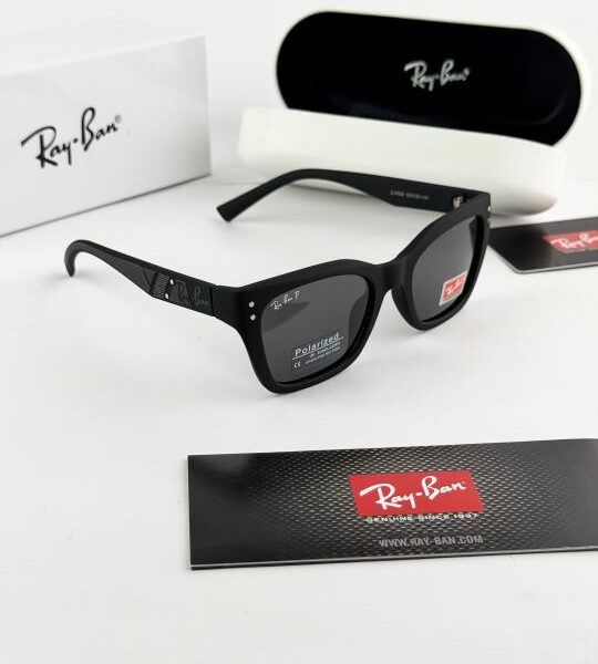 Rayban black 1020