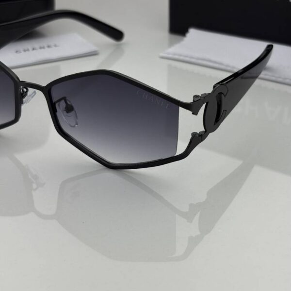 Chane.l 3531 black shaded