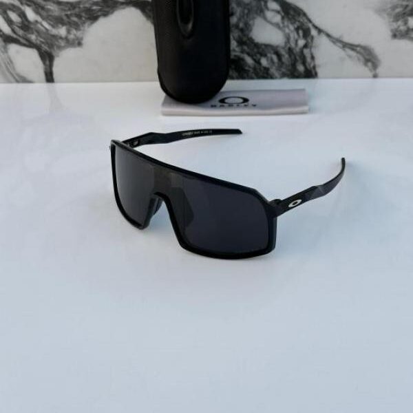 Oakley_9406_black