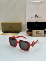 BURBERR_Y SUNGLASS
