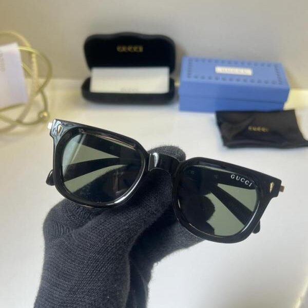 Gucci_98369_Black_green