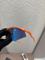 Oakley_03_orange_blue - Image 3
