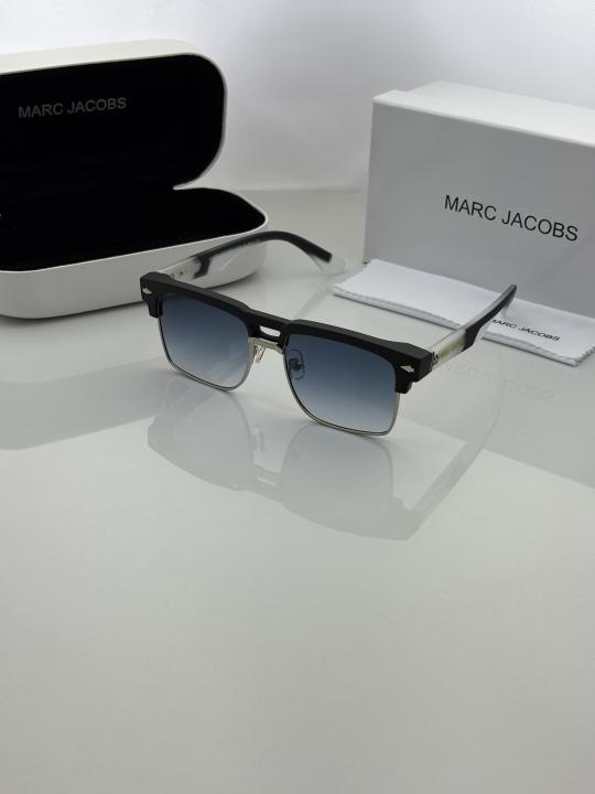 693c01d5846e00 Marc.jacobs 22 transparent blue shaded - Image 1