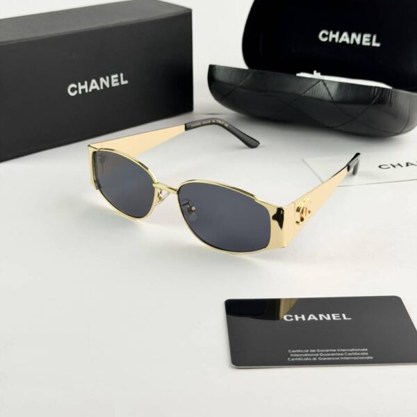 Chane_l gold black 8003