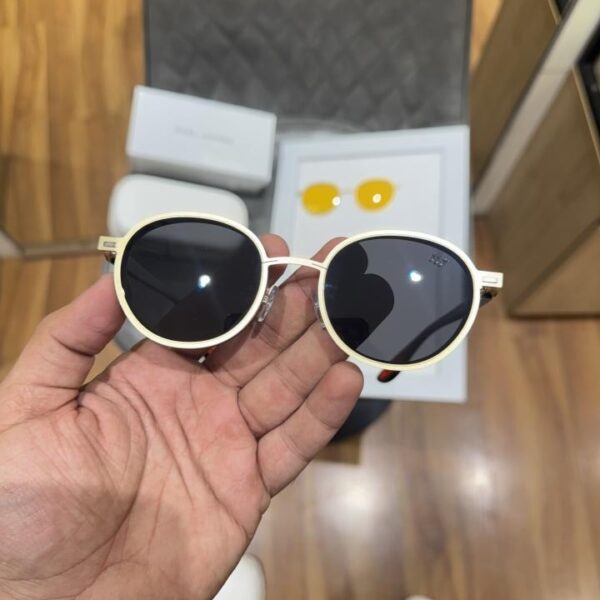 Marc_jacobs_7730_gold_attachment