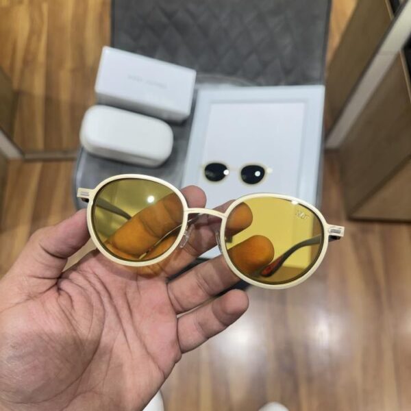 Marc Jacobs Gold 7730