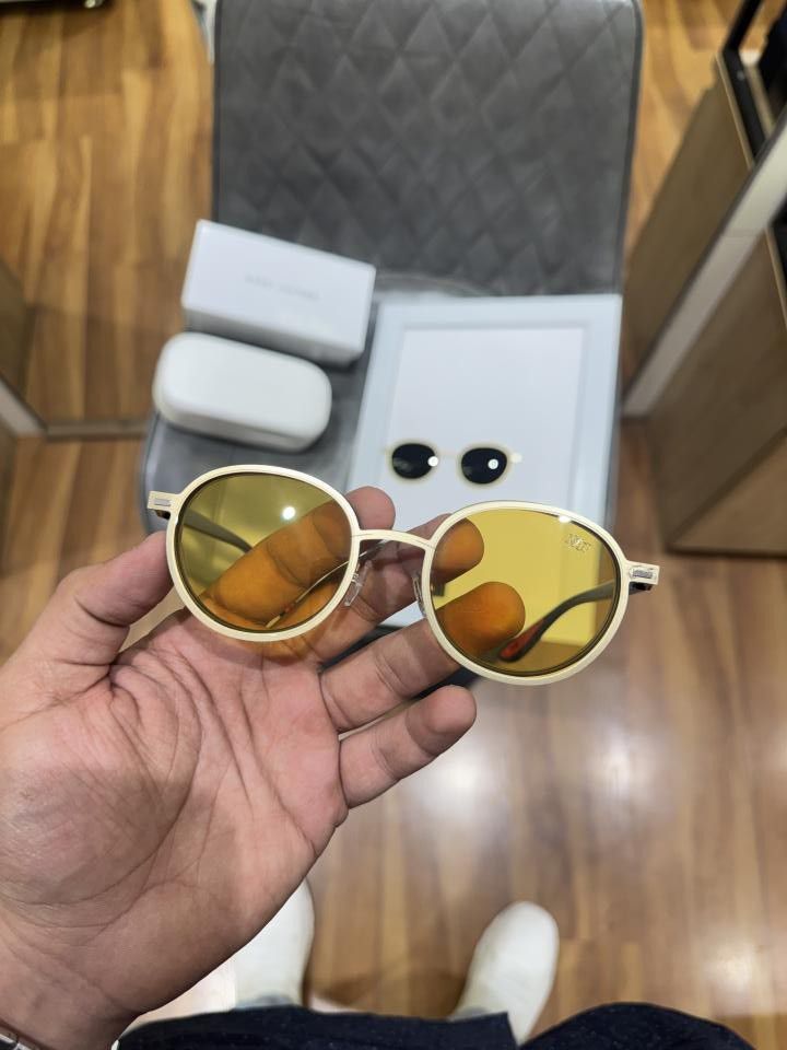 WhatsApp Image 2026-01-24 at 5.01.24 PM (1) (1) Marc Jacobs Gold 7730 - Image 1