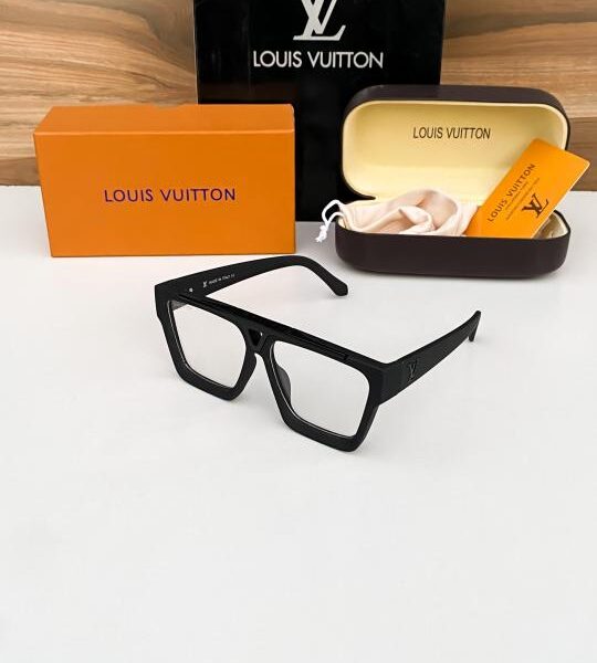 Louis_vuitton_black_plano_1502