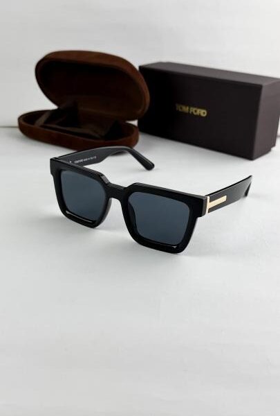 Tomford black 2098