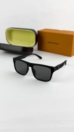 Louis_vuitton_black_4578